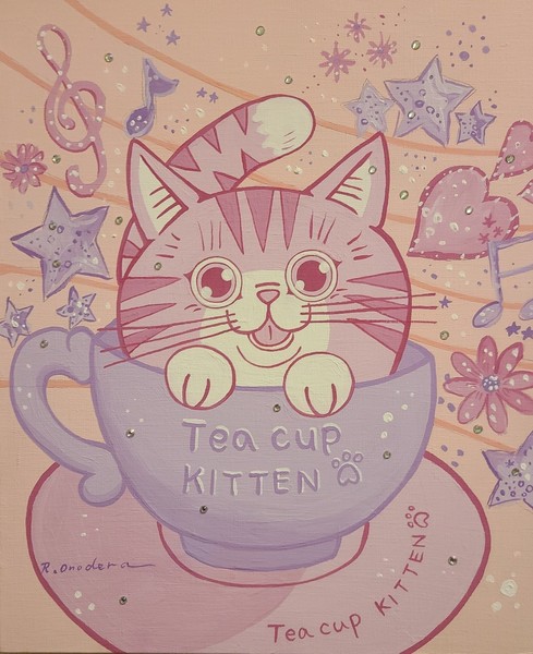 Tea cup kitten F8