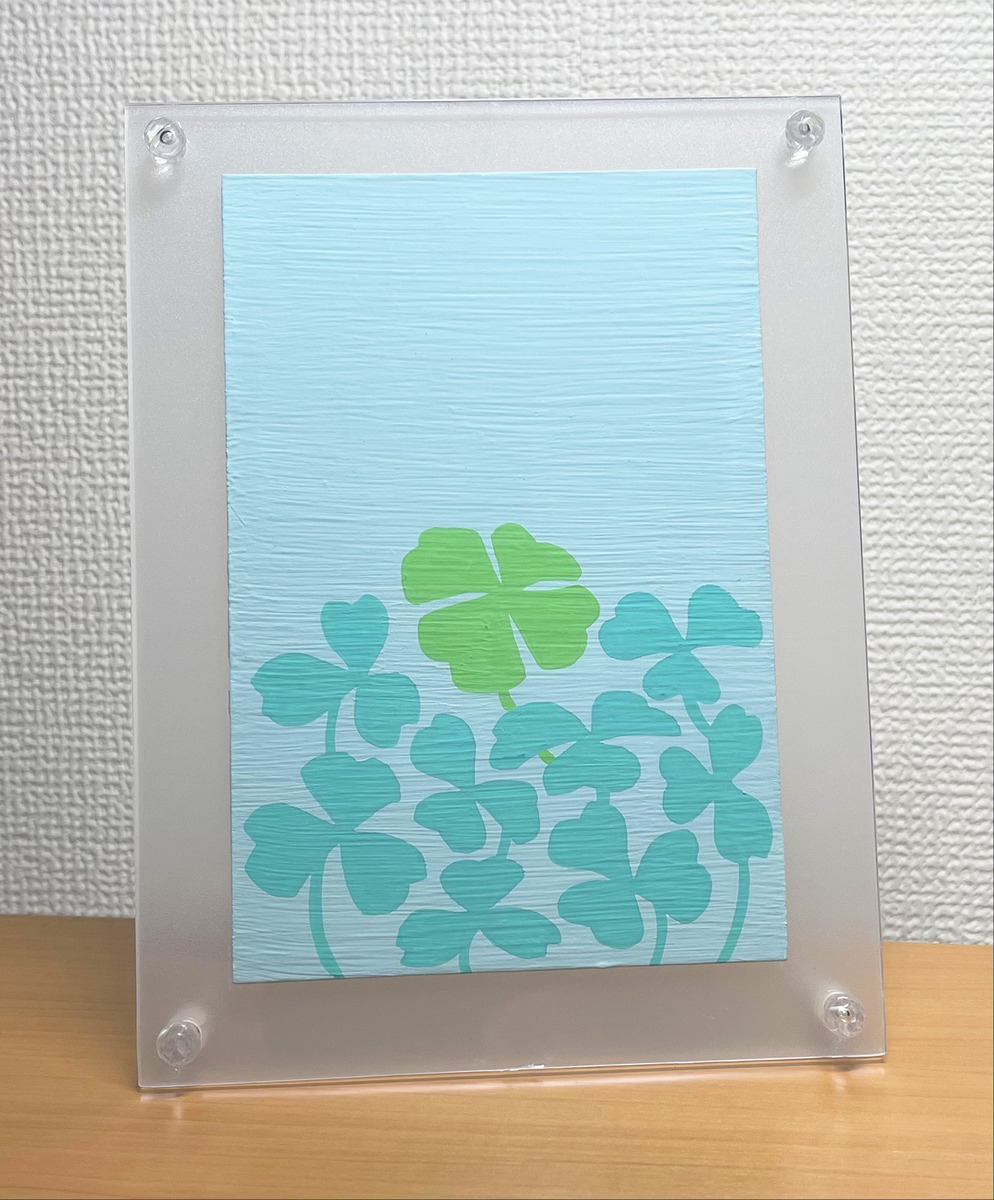 額装です。100均のフレームでこんな感じです。