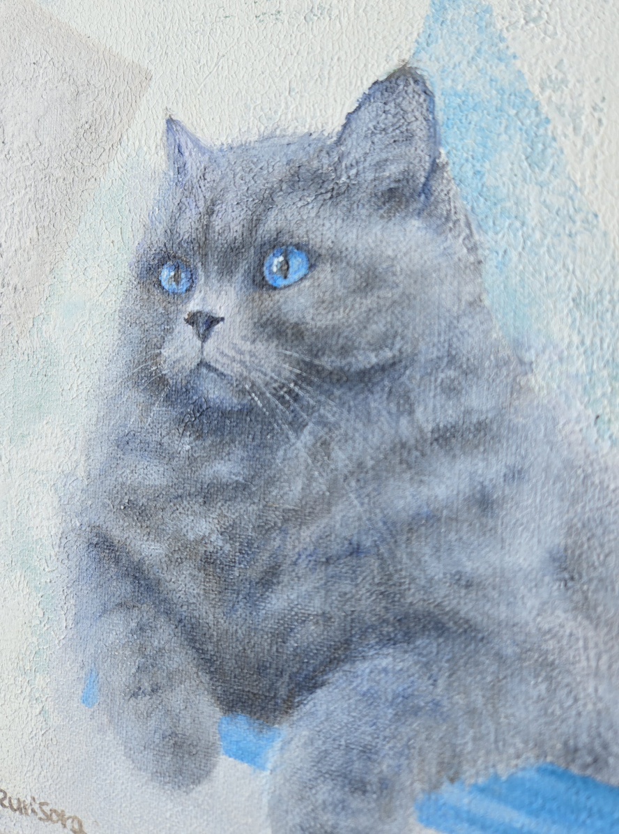 背景はグレーではなく白です。