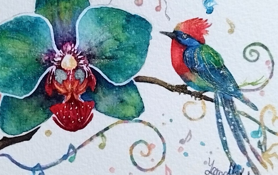 鳥の鮮やかな羽色(赤・青・緑)が花の色と響き合い、画面全体にリズムと生命感をもたらしています。