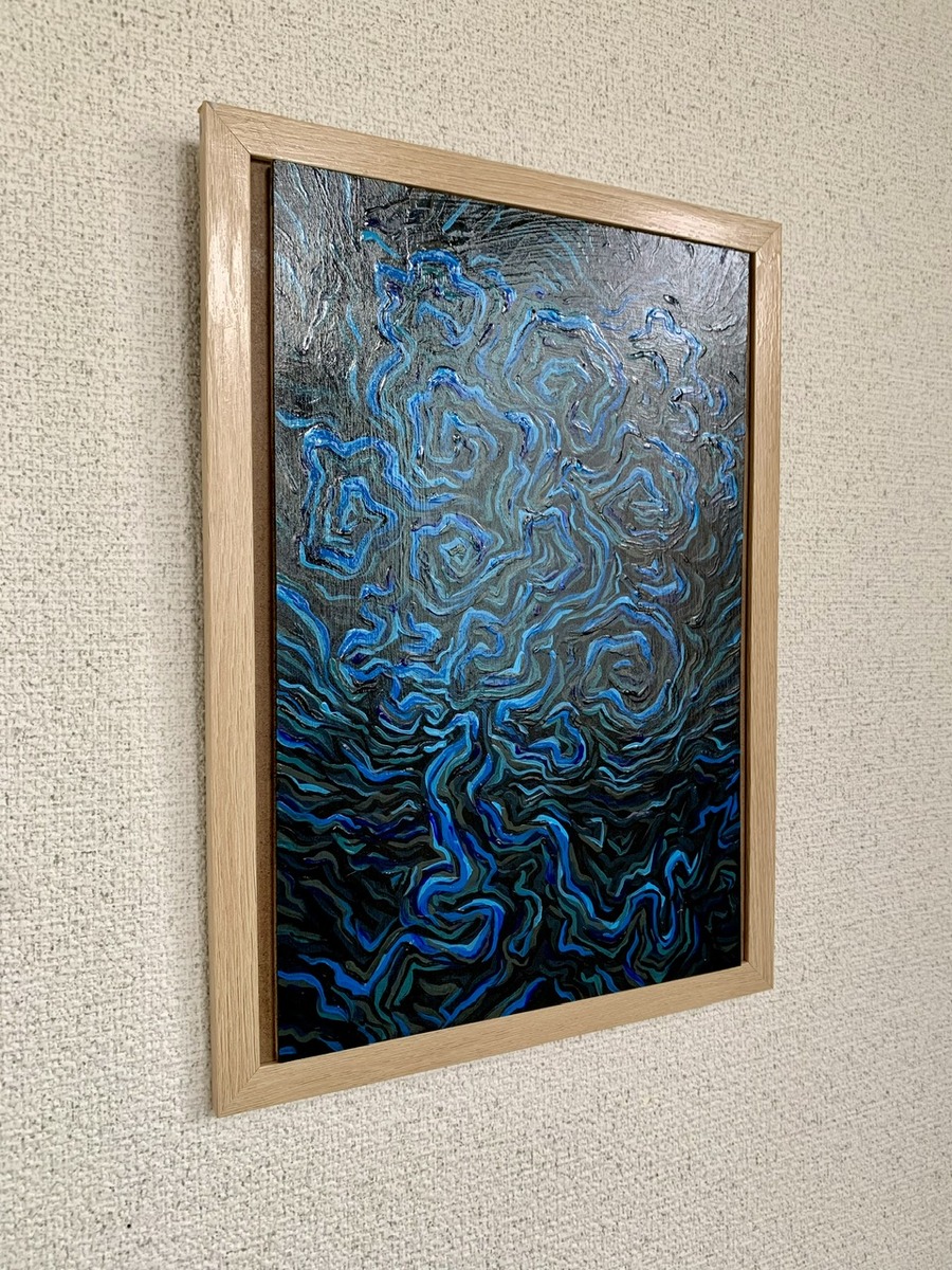 落ち着きのある色合い。